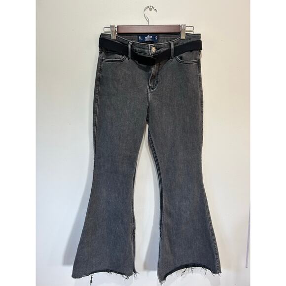 Hollister black jeans size 29 inseams 28 high rise flare with belt - Picture 1 of 7